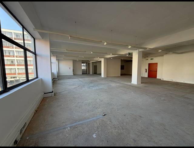347M² BUILDING TO LET IN CAPE TOWN CITY CENTRE